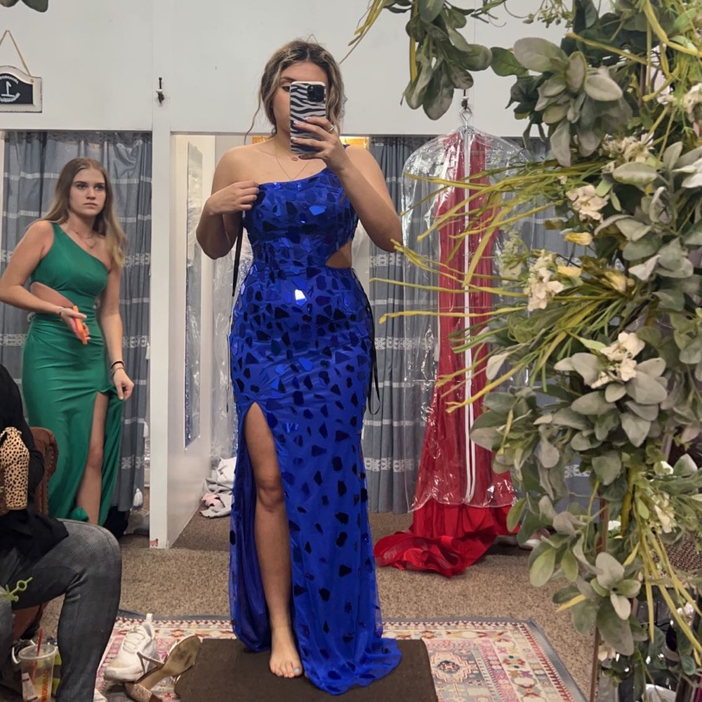 Primavera prom dress